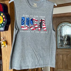 Men’s T-shirt, home of the free because of the brave USA sz medium